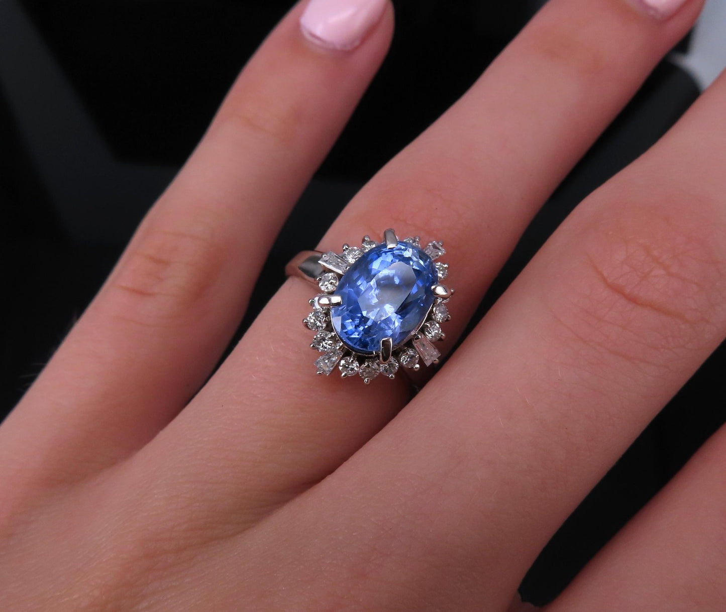 3.98ct Oval Ceylon Sapphire & Diamond Ring — GIA Certified, Platinum