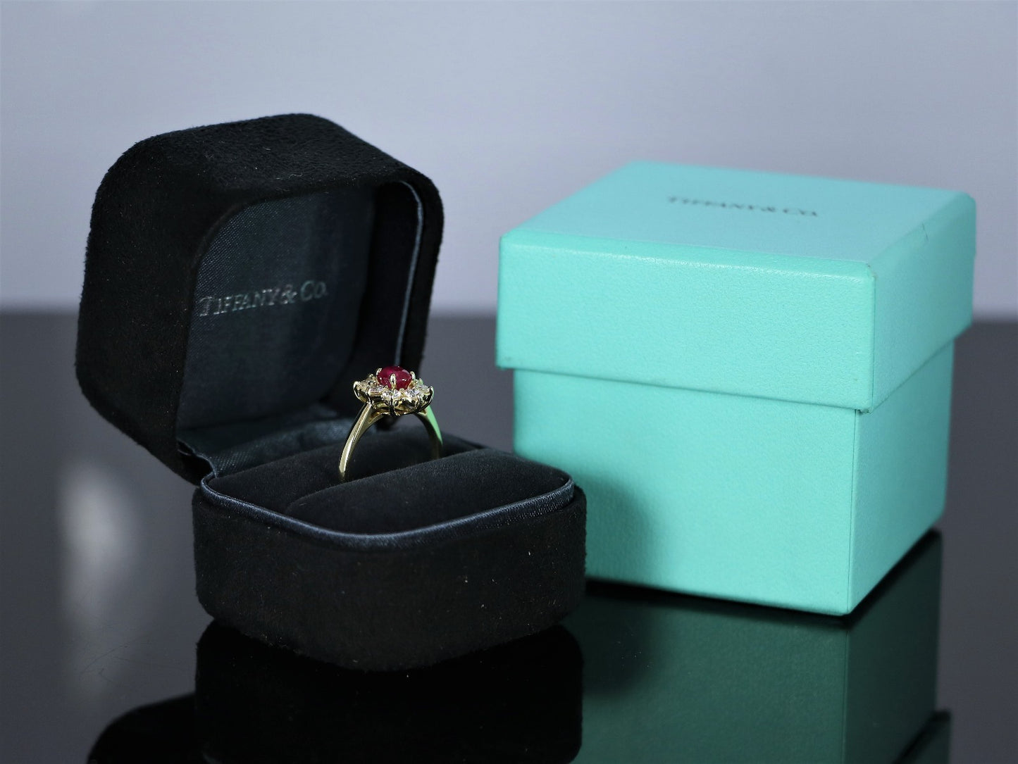 1.7ct Oval Diamond Engagement Ring — GIA Certified, 18k Gold