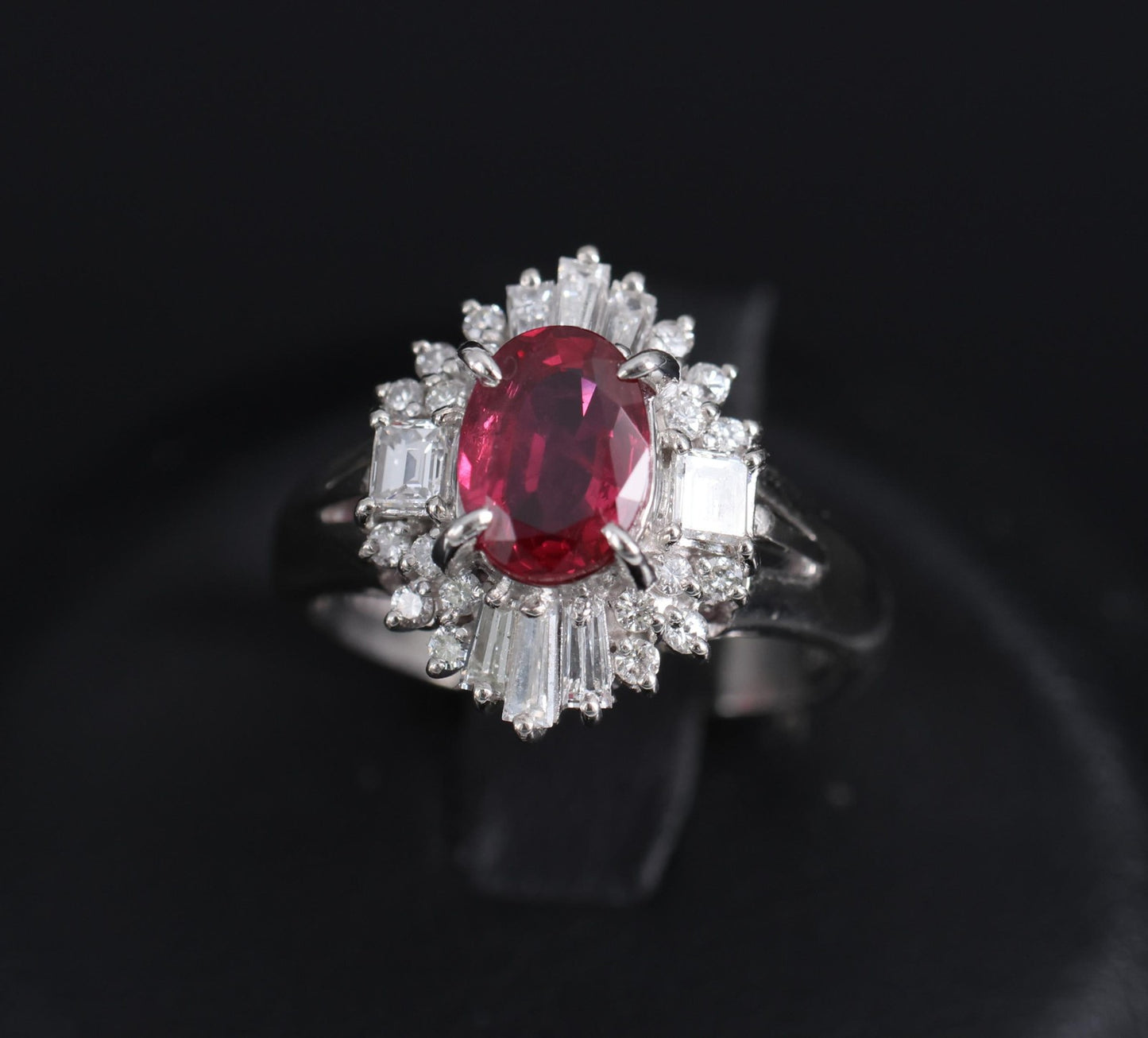 1.22ct Oval Ruby & 0.54ct Diamond Ring — GIA Certified, Platinum