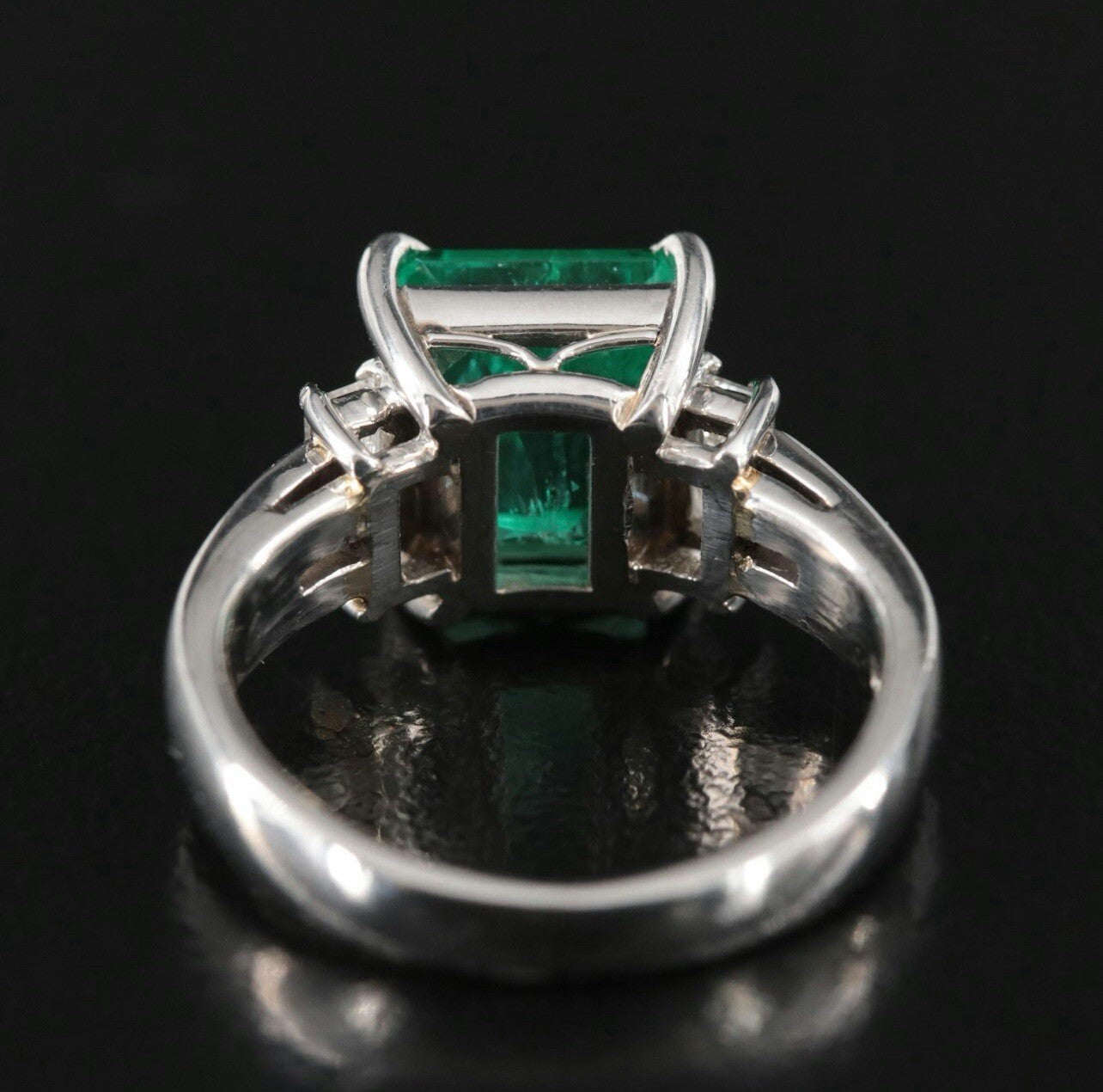 2.85ct Octagonal Emerald Diamond Engagement Ring — GIA Certified, Platinum