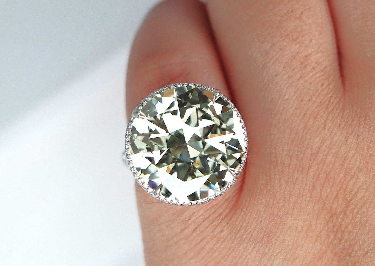 19.79ct Round Brilliant Diamond Engagement Ring — GIA Certified, Platinum