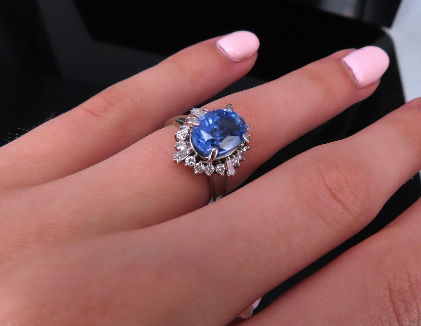 3.98ct Oval Ceylon Sapphire & Diamond Ring — GIA Certified, Platinum