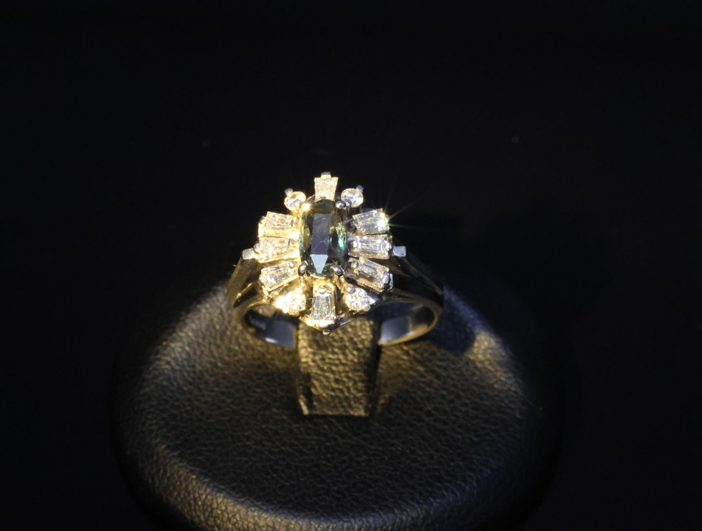 0.63ct Oval Alexandrite & 0.48ct Diamond Ring — GIA Certified, Platinum