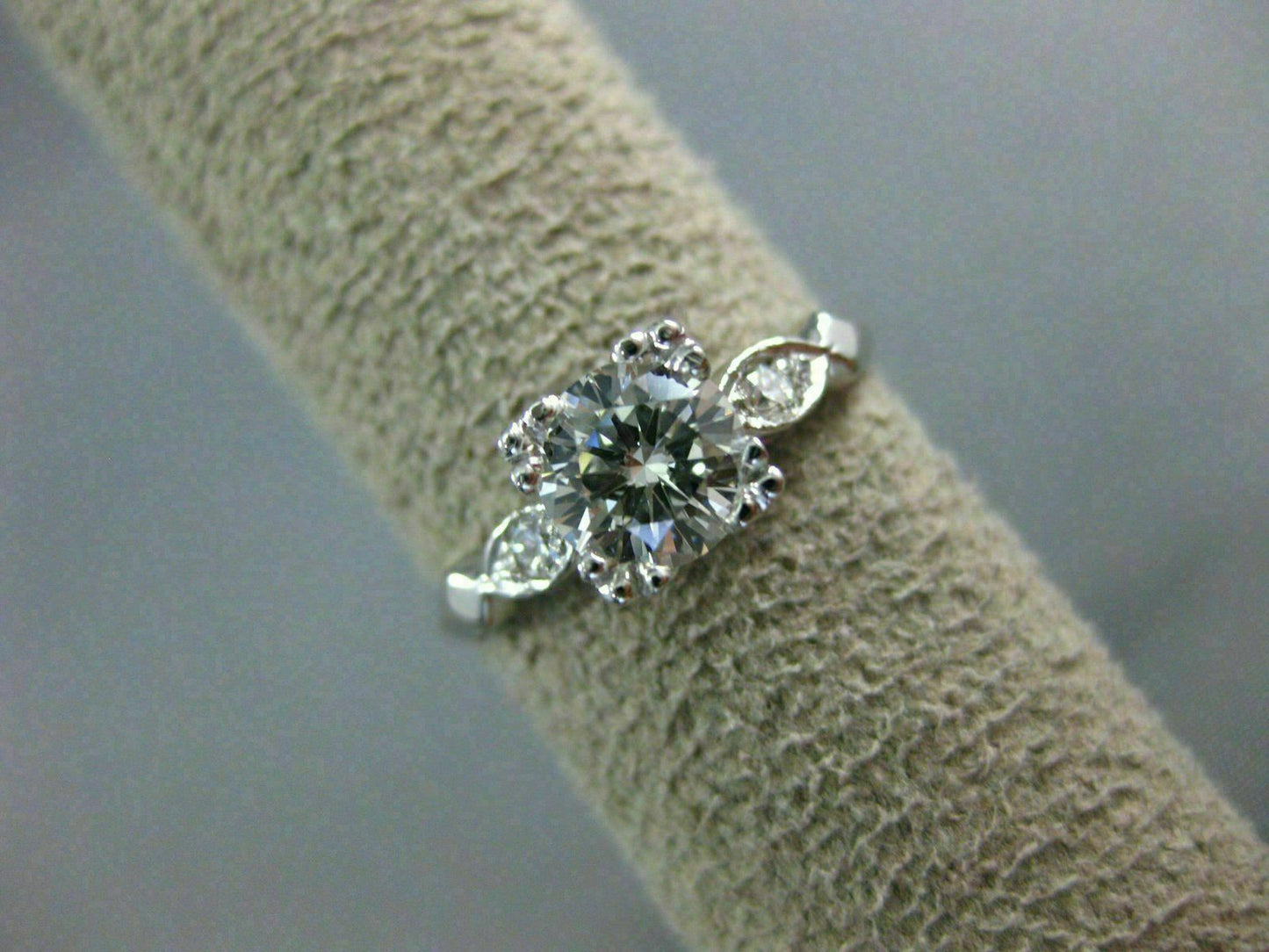 0.94ct Round Brilliant Diamond Fishtail Engagement Ring — GIA Certified, Platinum