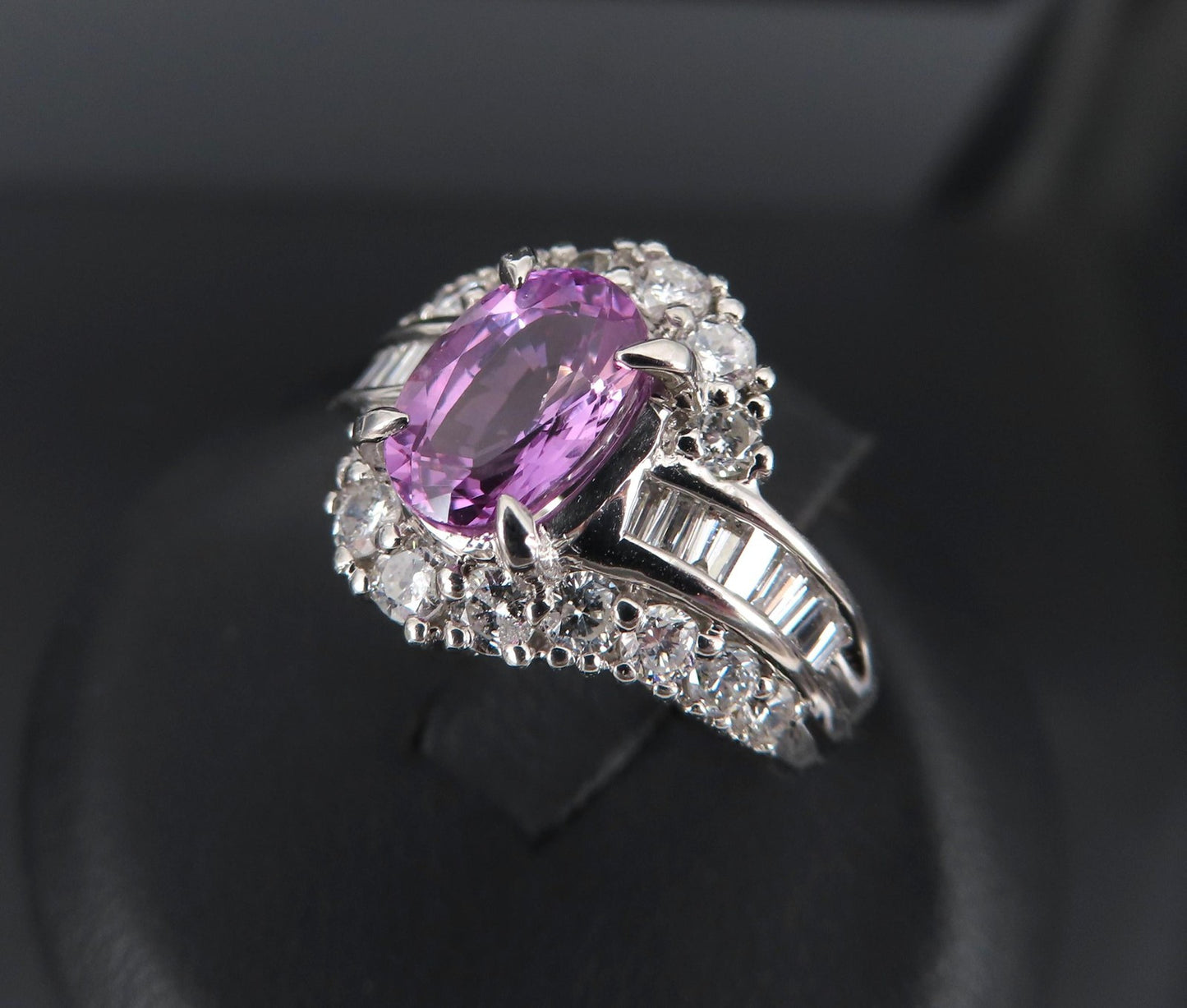 2.02ct Oval Pink Sapphire & 1.00ct Diamond Ring — GIA Certified, Platinum