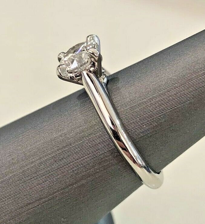 1.01ct Round Brilliant Diamond Solitaire Ring — GIA Certified, Platinum