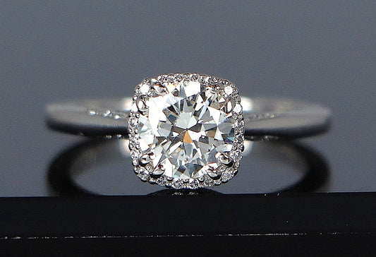 0.90ct Round Brilliant Diamond Engagement Ring — GIA Certified, Platinum