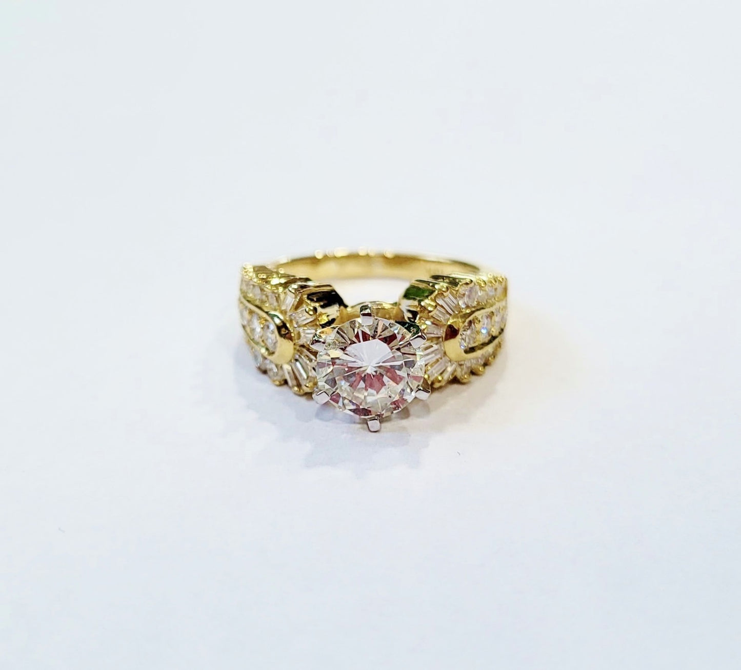 1.89ct Round Brilliant Diamond Baguette Ring — GIA Certified, 18k Yellow Gold