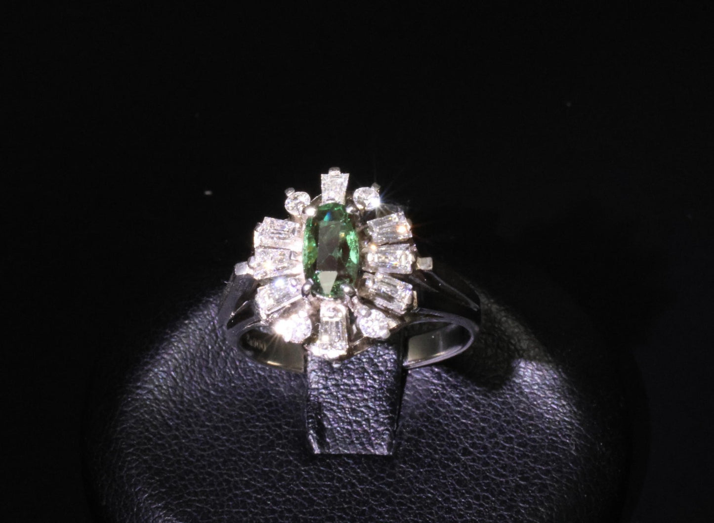 0.63ct Oval Alexandrite & 0.48ct Diamond Ring — GIA Certified, Platinum
